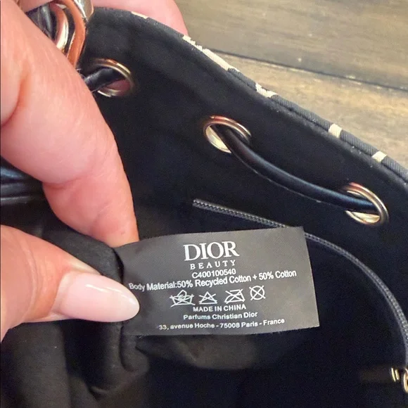 Dior GWP Beauty Crossbody - Picture 4 of 6